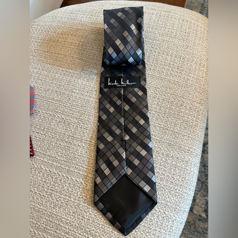 Mens Necktie - Picture 3 of 3